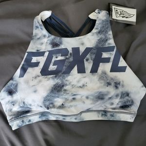 Flag nor Fail sports bra
